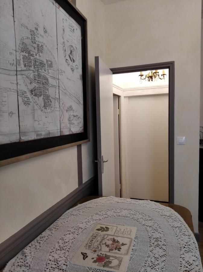 伊苏丹Le Logis De Saint Cyr公寓式酒店 外观 照片